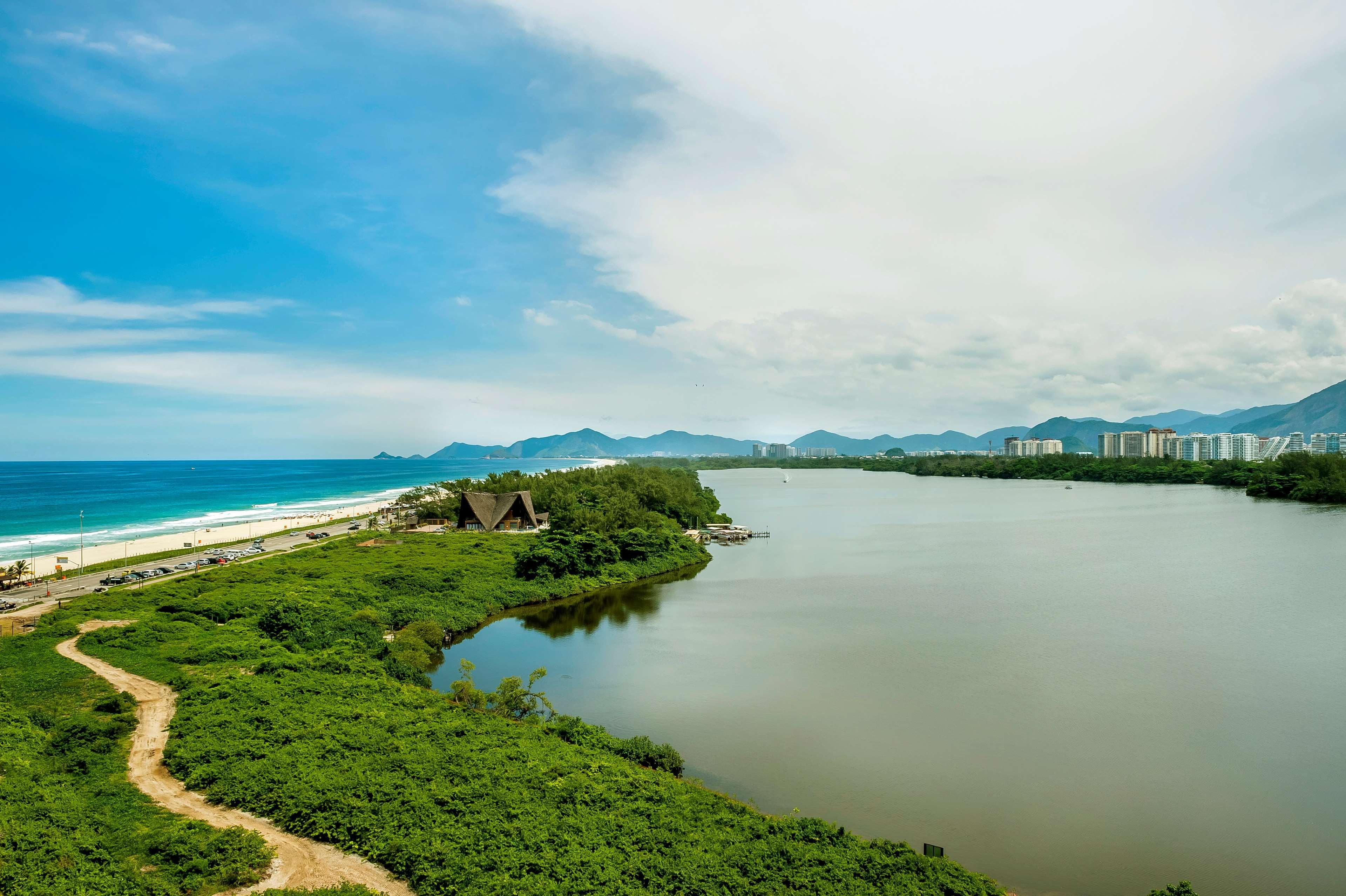 Hotel Grand Hyatt Río de Janeiro Exterior foto View of the lagoon